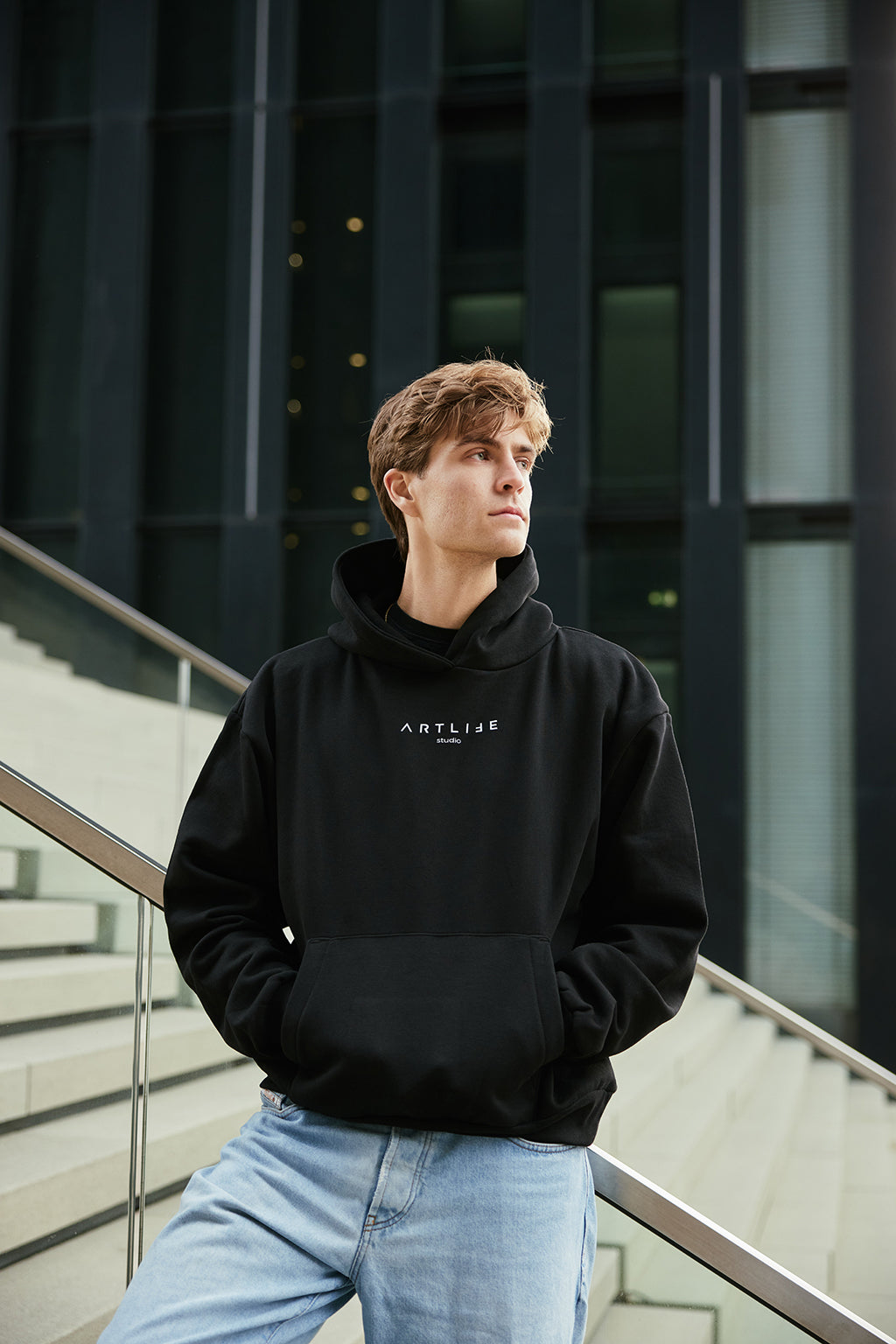 HOODIE BLACK "BASIC SCHRIFT" WHITE