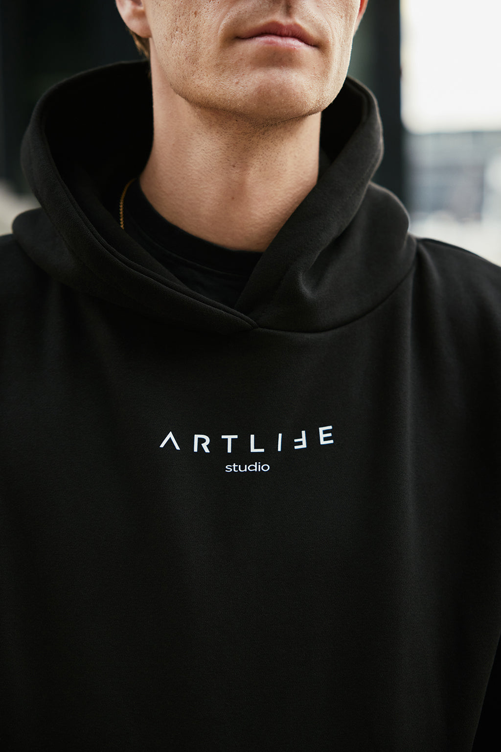 HOODIE BLACK "BASIC SCHRIFT" WHITE