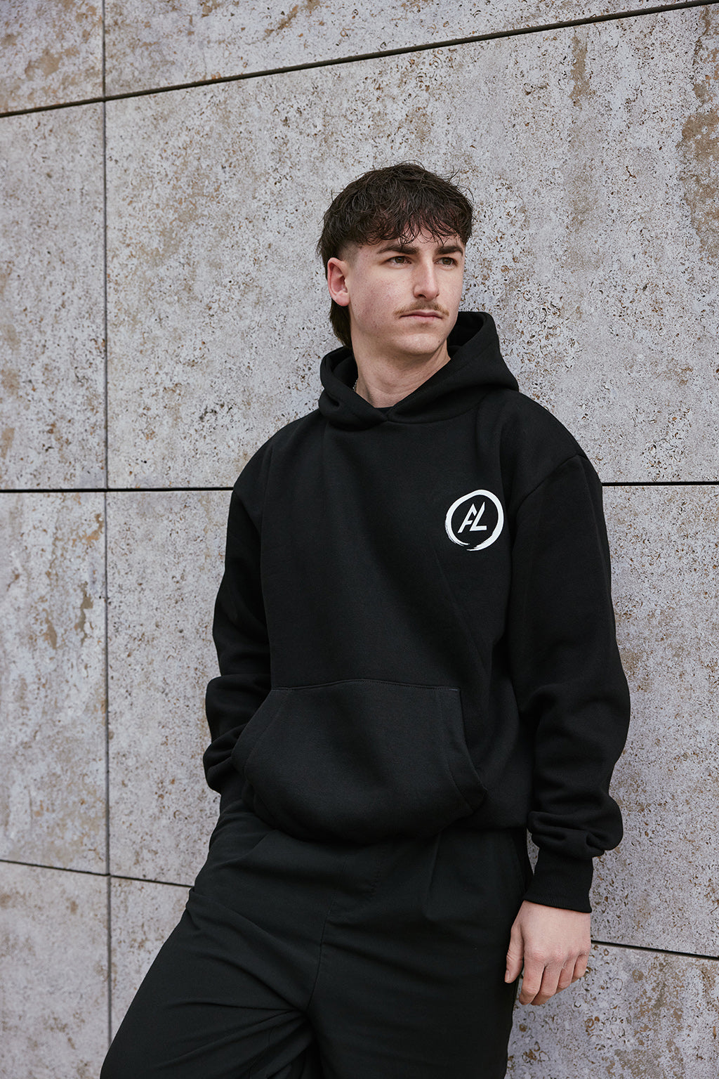 HOODIE BLACK "PINSEL" WHITE