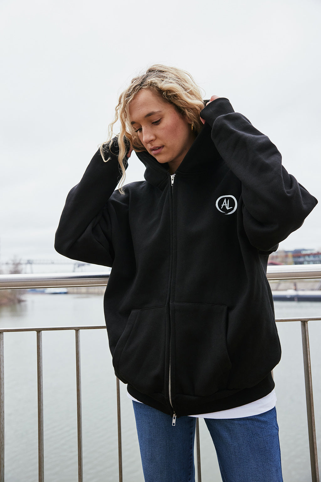 ZIPPER BLACK "GEPARD" WHITE